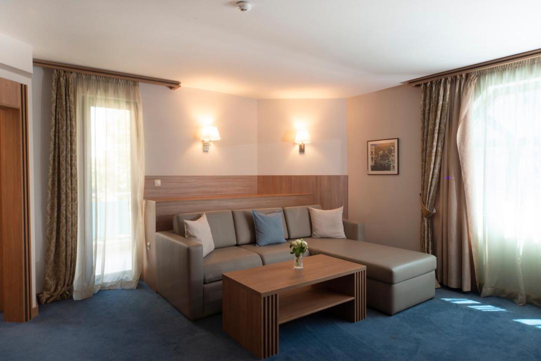 Legends Hotel Sofia Esterno foto